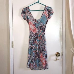 Junior Women’s XS Decree Orange & Blue Scoop Dress